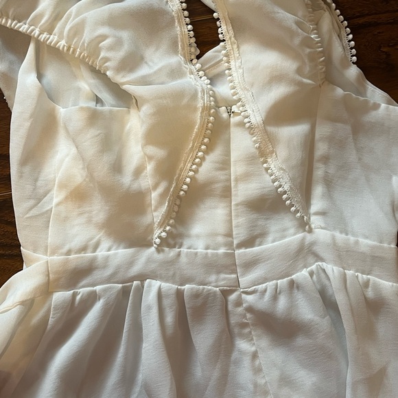 Essue white tie front or back white blouse small - Picture 3 of 3